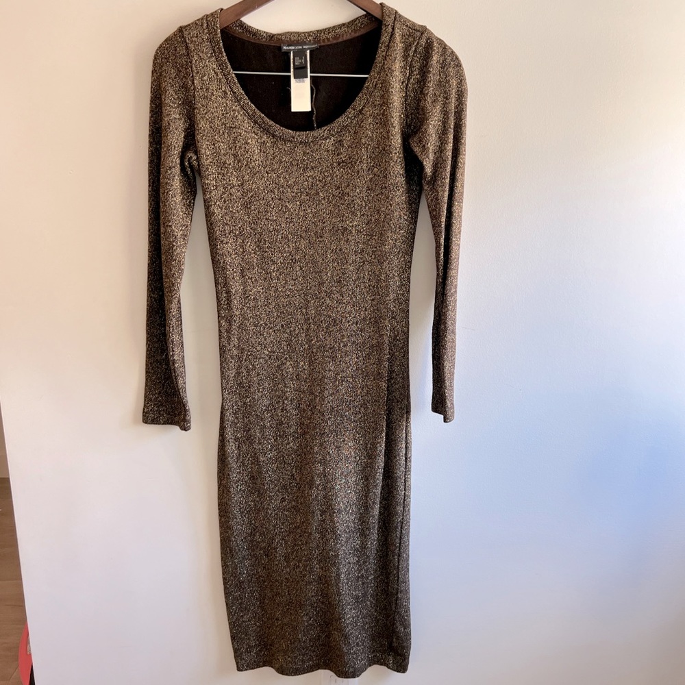 Milan Chic: Mango Gold Shimmer Dress, Size XS - A Fusion of Elegance & Allure